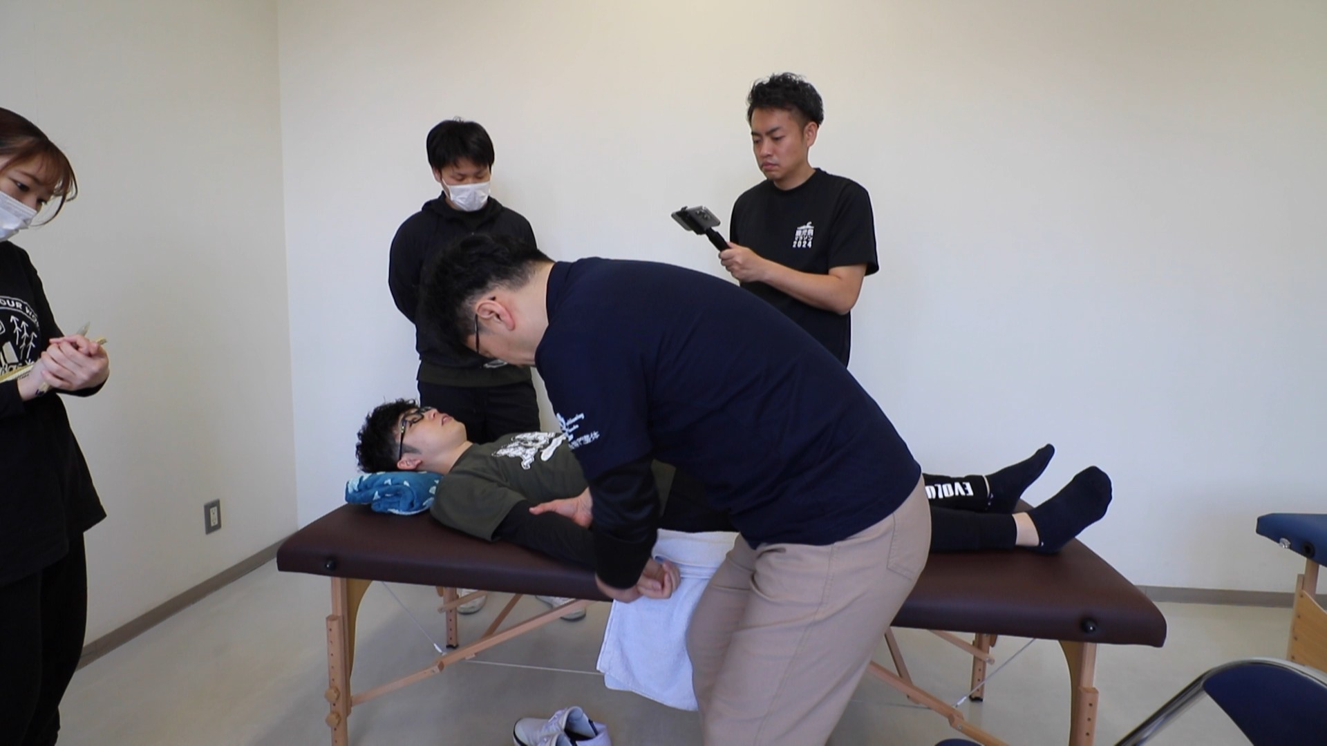 Kinada式筋膜リリース体験セミナーの実技講習風景